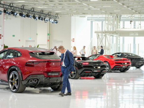 Ferrari diže cijene, kupci ne mare - rast prihoda dvoznamenkast