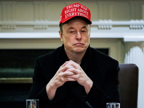 Musk se vraća kući – Tesli. Dioničari oduševljeni
