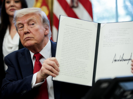 Trumpovih 100 dana koji su promijenili svijet