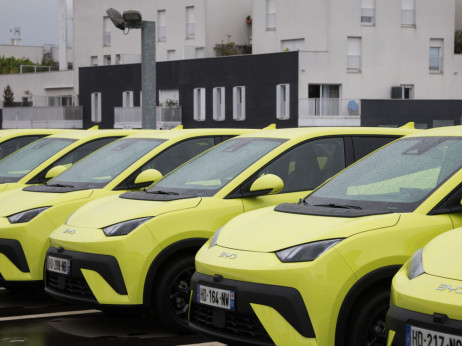 Borba se nastavlja: Kineski proizvođač električnih automobila drastično ruši cijene